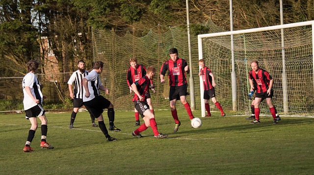 米蘭vs那不勒斯爭議判罰不斷！主裁判遭歐足聯除名！.